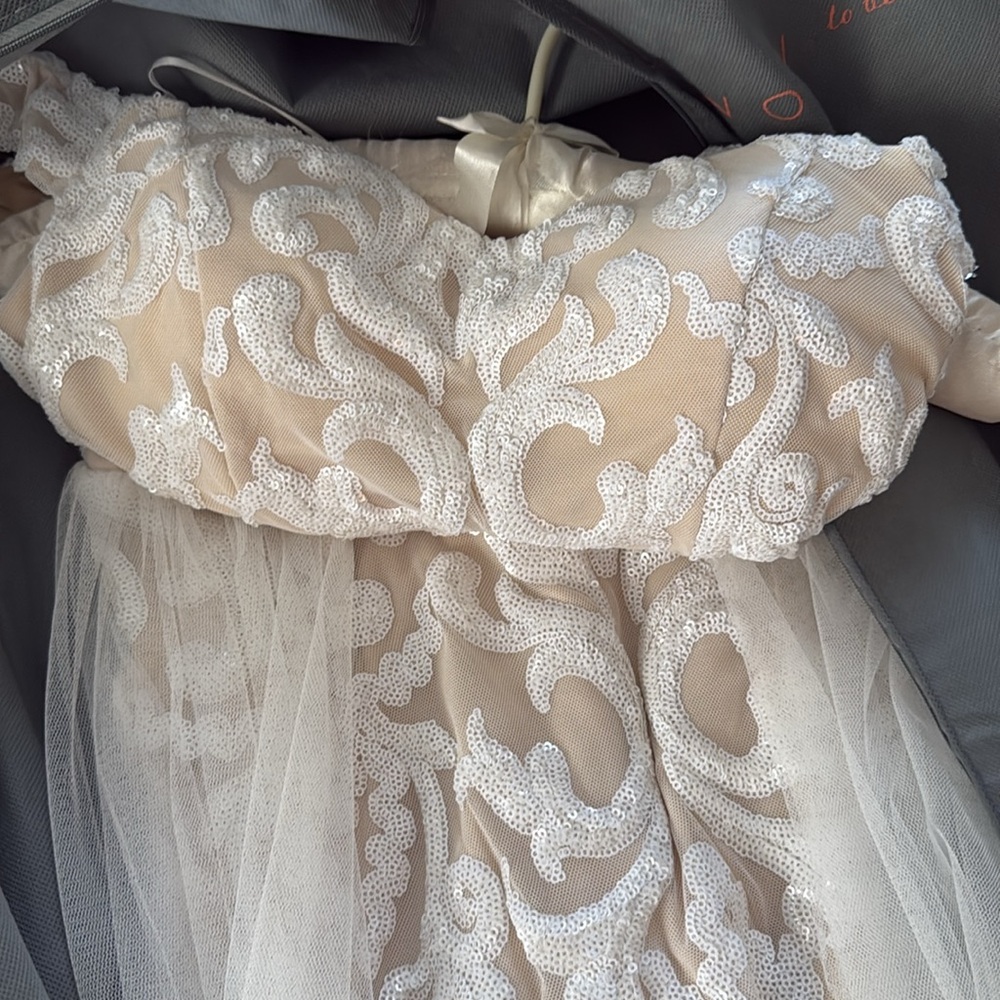 Fashion Nova White Off-Shoulder Wedding Gown - Picture 4 of 4